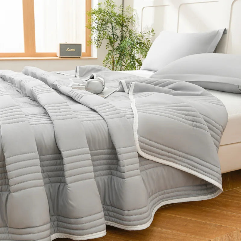Manta de Verano Ligera Acolchada para Cama, Reversible, Suave, Transpirable, Delgada, Agradable al Tacto, Cubrecama King Size