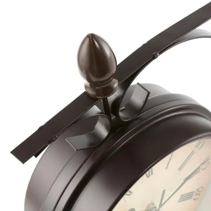Colgante de pared redondo de aspecto antiguo de hierro forjado, caras de doble cara, reloj de estación Retro, candelabro, reloj colgante de pared para el hogar y el dormitorio