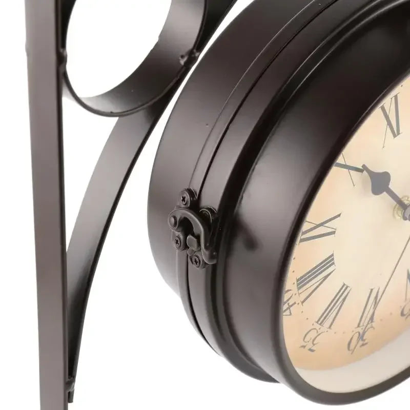 Colgante de pared redondo de aspecto antiguo de hierro forjado, caras de doble cara, reloj de estación Retro, candelabro, reloj colgante de pared para el hogar y el dormitorio